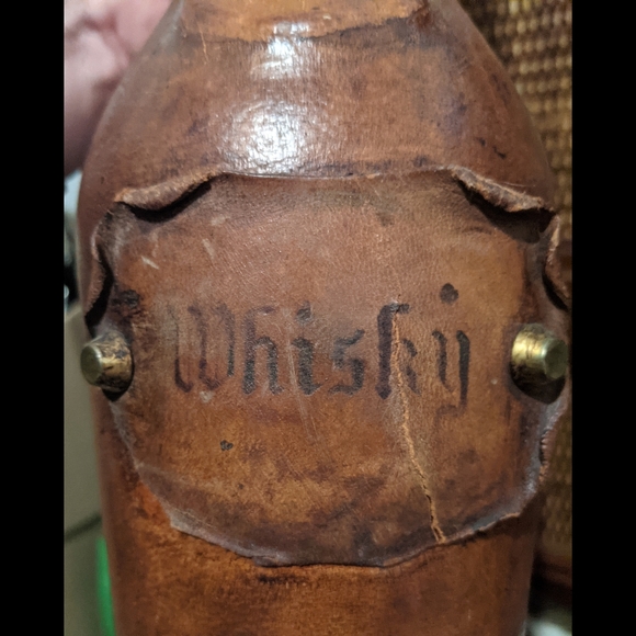 Antique Distressed Real Leather Covered Italian Whisky Decanter - Picture 8 of 12